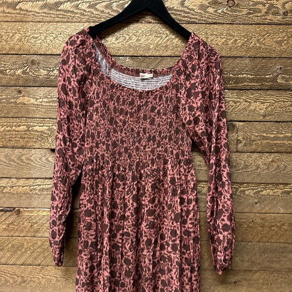 Faherty
Susanna Floral Print Smocked Maxi Dress Size XS - Picture 6 of 7